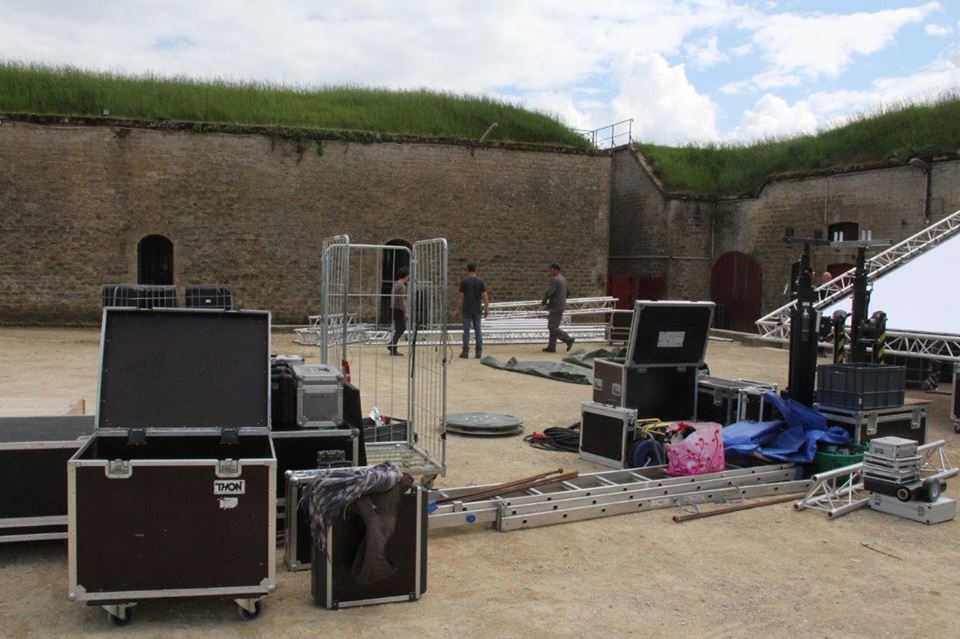 Installation son et matériel pour configuration live en extérieur